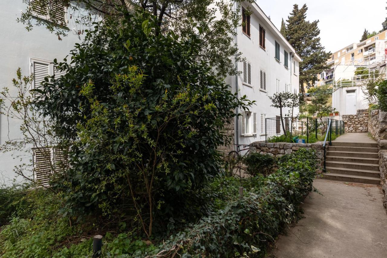 Adriatic Charm: Coastal Heaven Of Dubrovnik Apartment Bagian luar foto